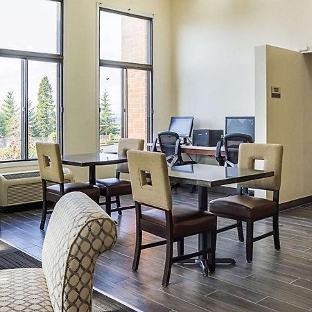 Quality Inn & Suites Clackamas - Portland Zewnętrze zdjęcie