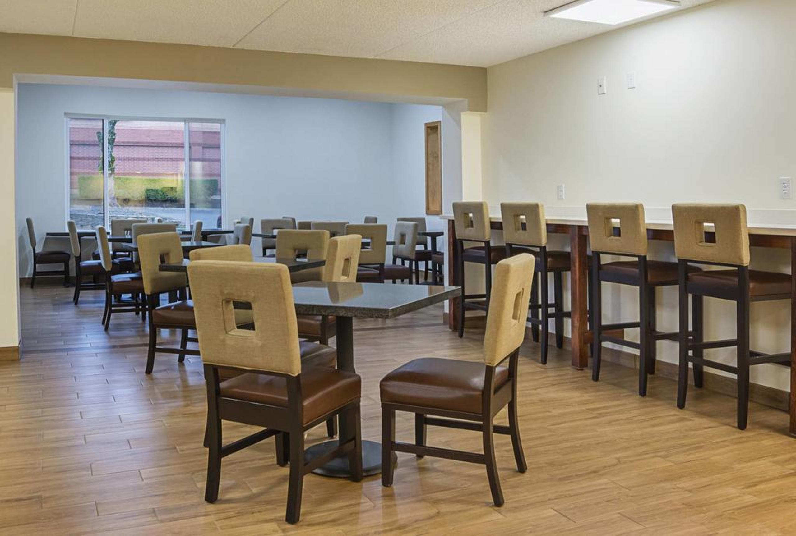 Quality Inn & Suites Clackamas - Portland Zewnętrze zdjęcie