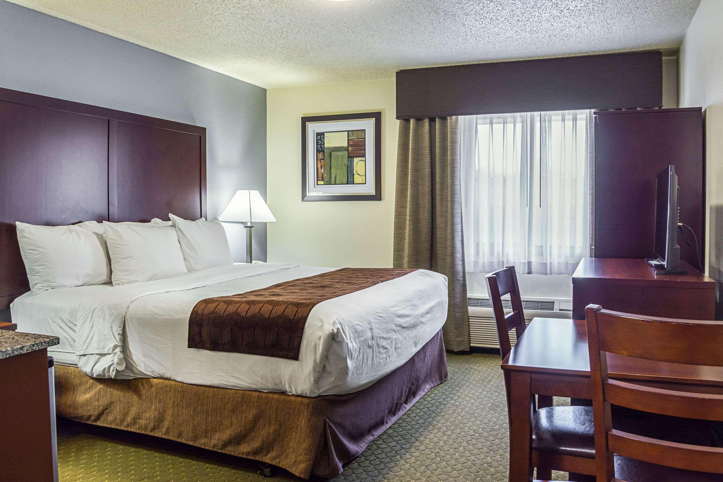 Quality Inn & Suites Clackamas - Portland Zewnętrze zdjęcie
