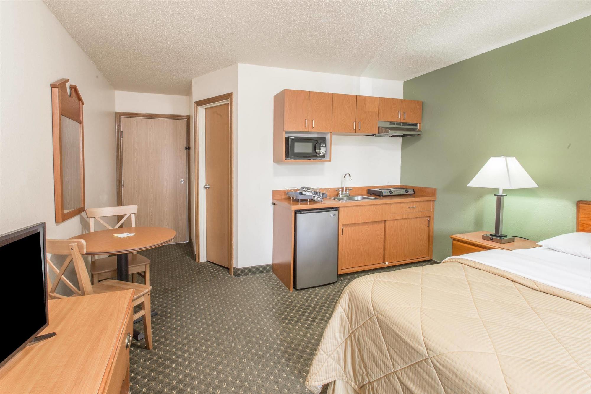 Quality Inn & Suites Clackamas - Portland Zewnętrze zdjęcie