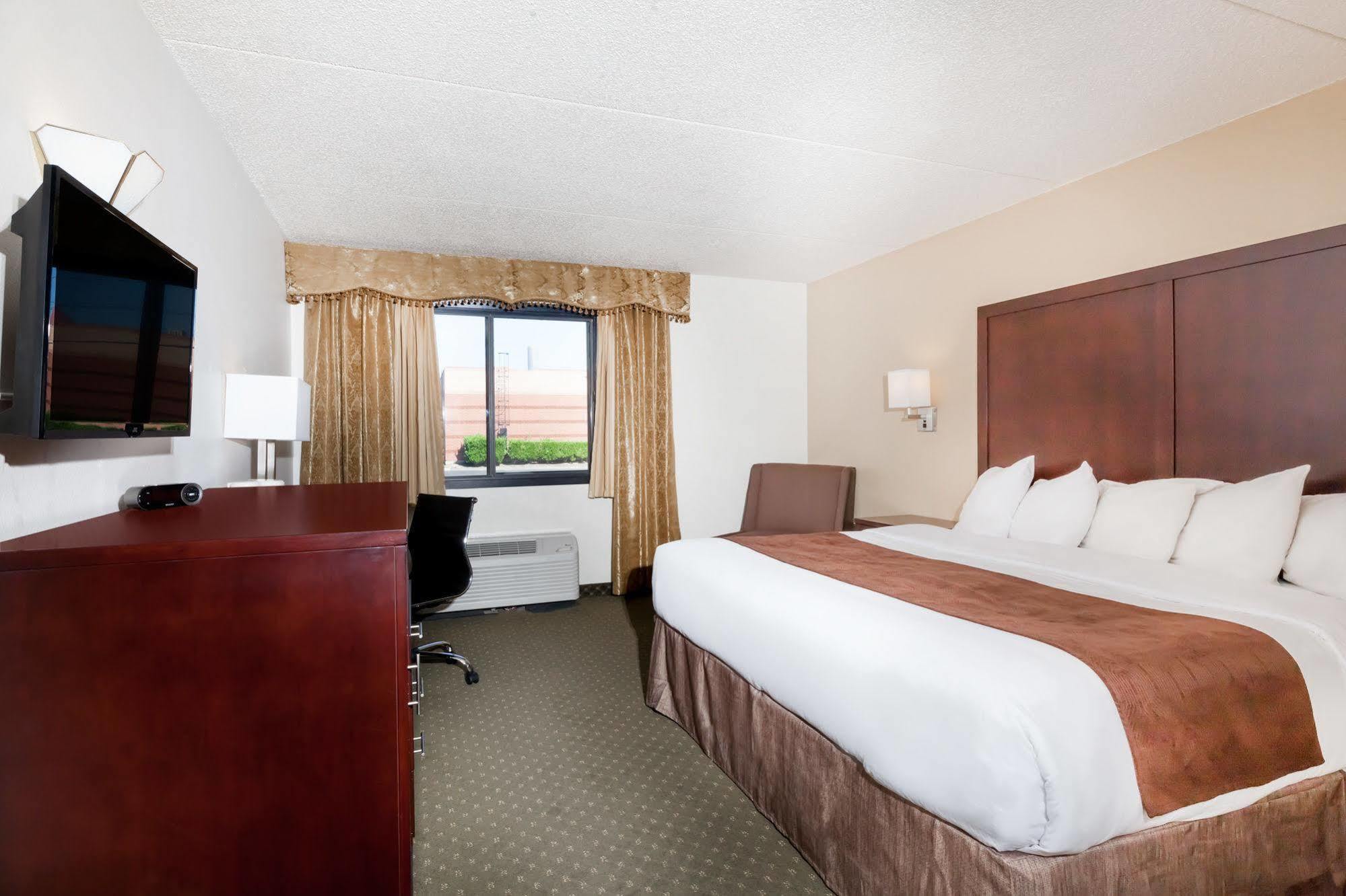 Quality Inn & Suites Clackamas - Portland Zewnętrze zdjęcie